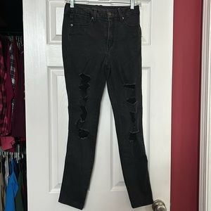 Arizona jeans black size 7 hi rise curvy skinny black jeans destructed front